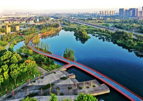 到2035年，，，，，，，，成都将基本实现15分钟生涯圈100%笼罩