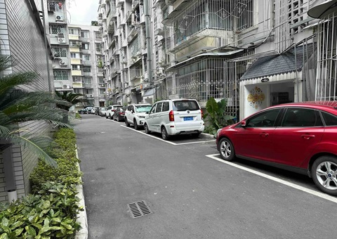 老小区实现“逆生长”     成都今年已开工280余个老旧小区刷新项目