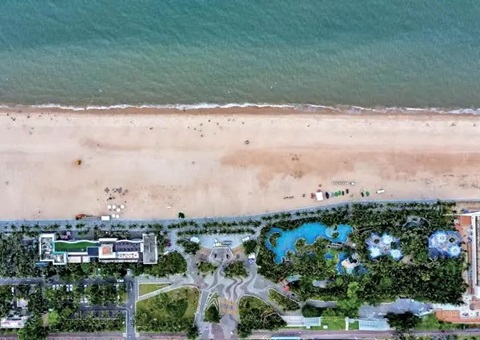 ？？？？？谑姓涡薷春Ｍ濉⒈鹾Ｊ兀，，，，修建绿色长廊，，，，，海域生态情形获得显著改善——“蓝色海湾” 实现“滩净湾美”